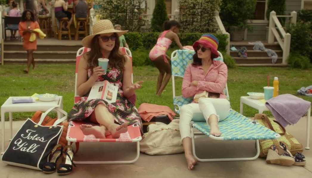 Lauren Graham and Alexis Bledel Get Real About Gilmore Girls: A Year in the  Life