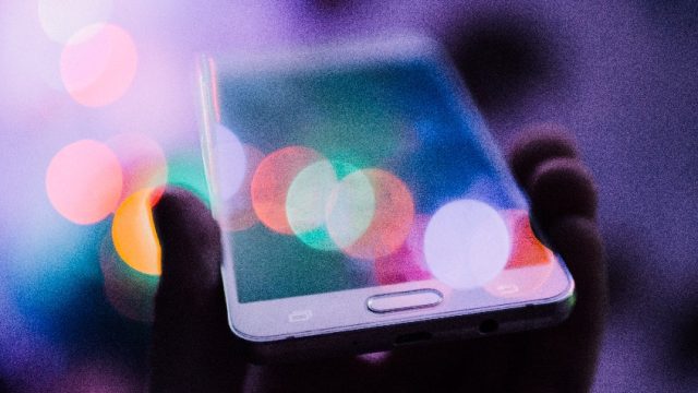 cell-phone-squeeze