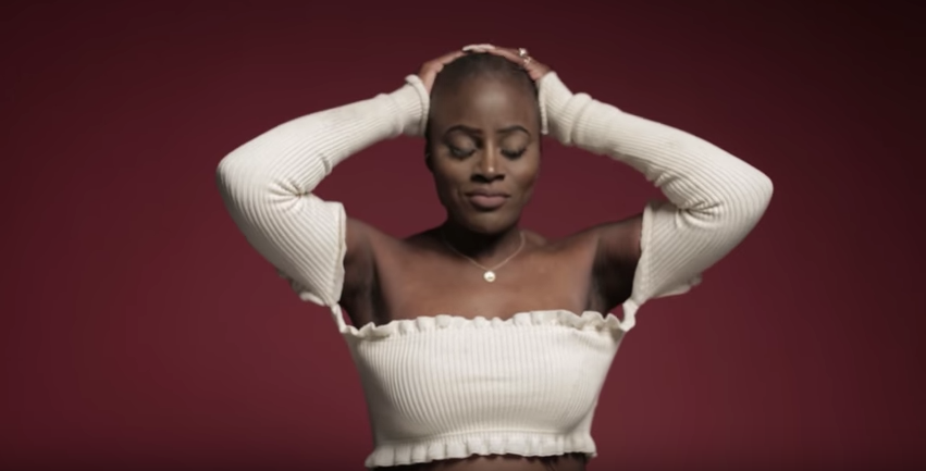 All the yes: This beauty blogger shaved her head to challenge beauty  standards - HelloGigglesHelloGiggles