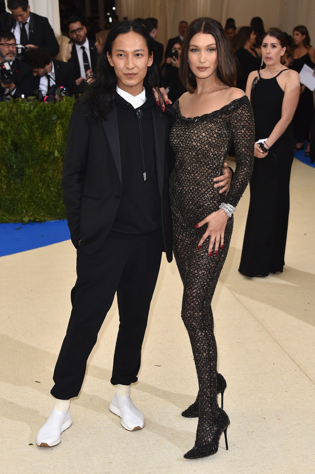 Bella Hadid just wore a gothic nude-illusion onesie to the Met Gala ...