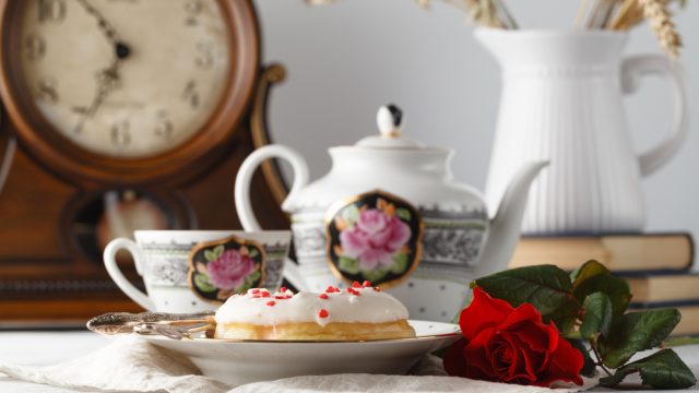rose donut