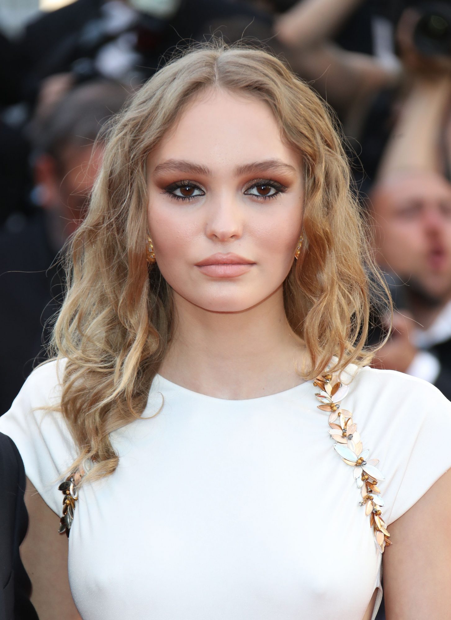 Cannes Film Festival Celebrity Hair and Makeup 2016