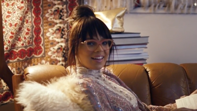 Hailee Steinfeld's music video for "Most Girls"