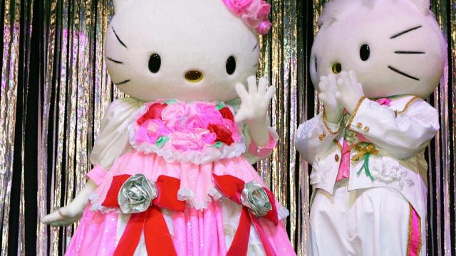 hello-kitty