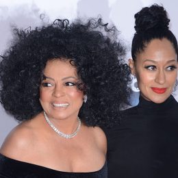 Mother and daughter Diana Ross and Tracee Ellis Ross pose on the red carpet together.