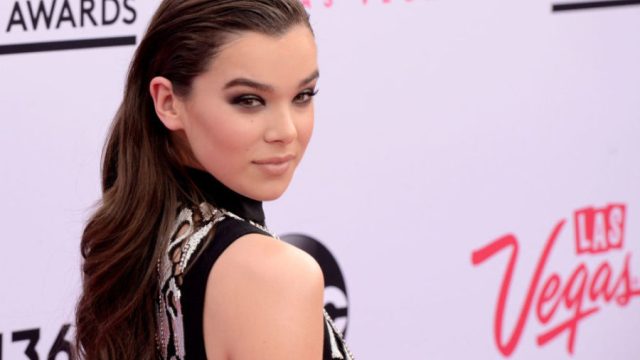 Hailee Steinfeld