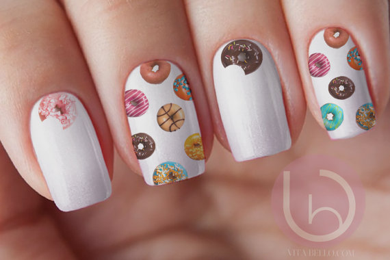 donutnailart.jpg