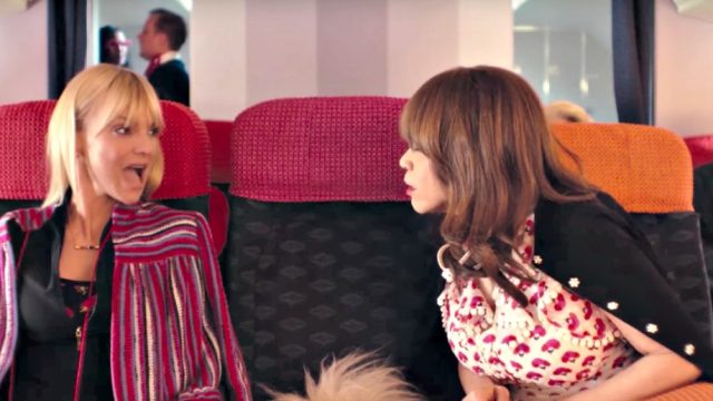 Rosie Perez and Anna Faris star in the new Kate Spade New York ad.
