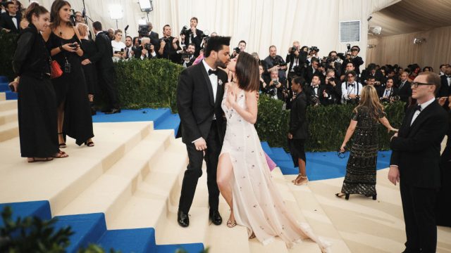NEW YORK, NY - MAY 01: The Weeknd and Selena Gomez attend the "Rei Kawakubo/Comme des Garcons: Art Of The In-Between" Costume Institute Gala at Metropolitan Museum of Art on May 1, 2017 in New York City. (Photo by J. Kempin/Getty Images)