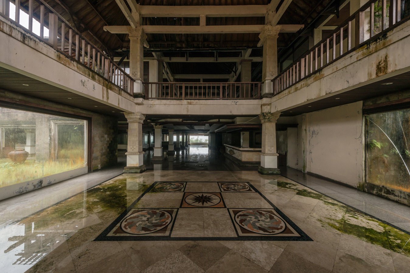 The history behind the world's abandoned hotels