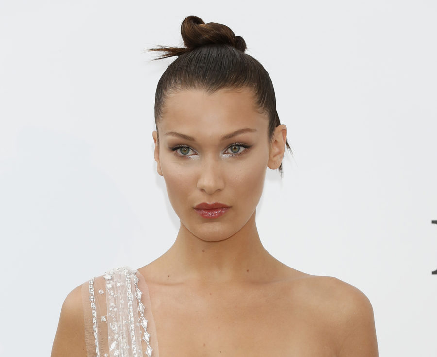 KT wknd. - In pictures: Bella Hadid in a keffiyeh at a