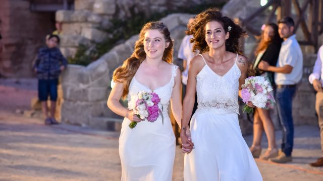 brides