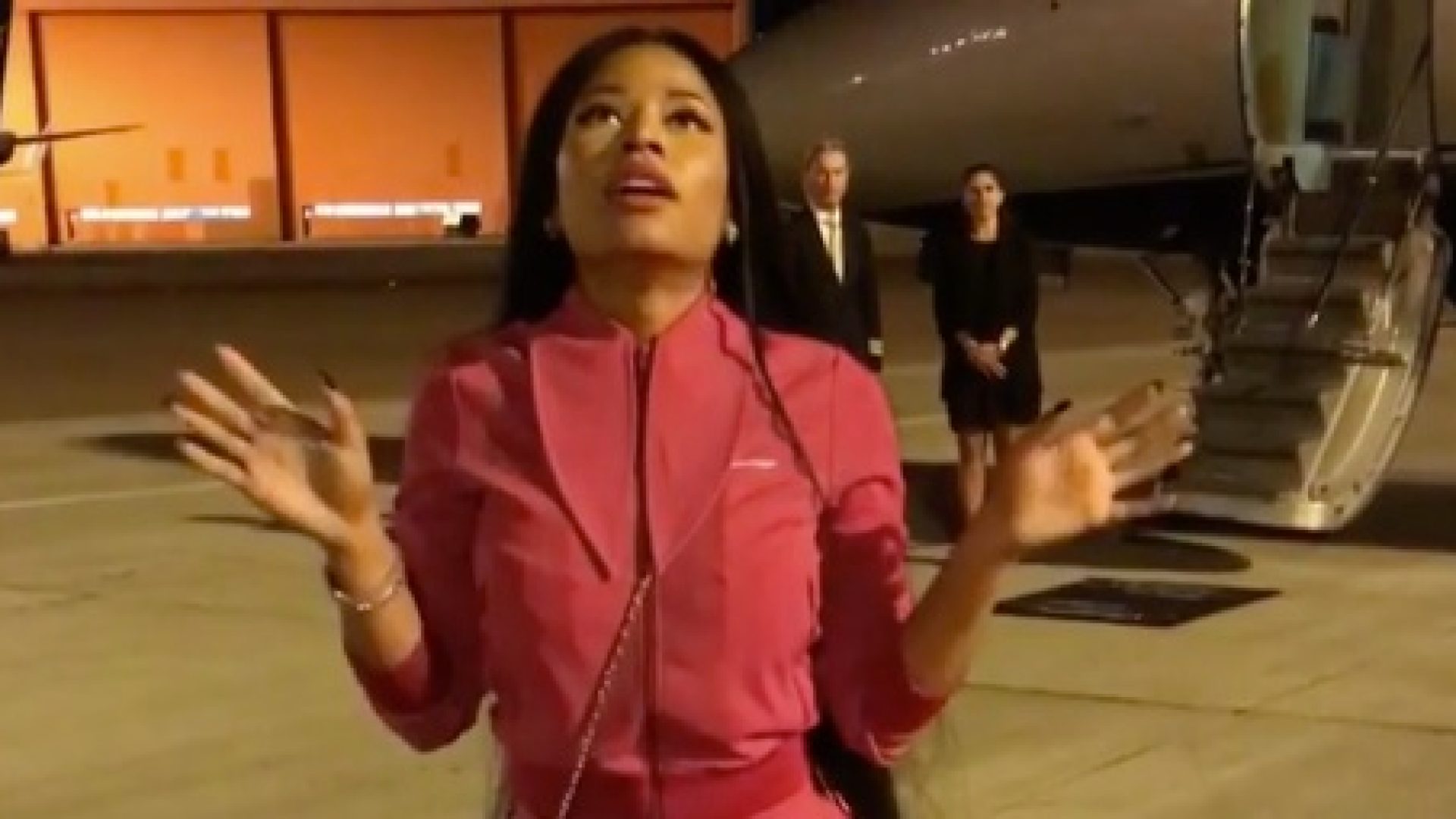 So many people are taking the "Nicki Minaj challenge," and here's what
