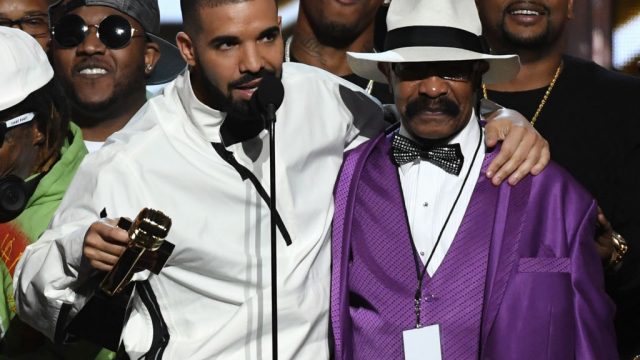 2017 Billboard Music Awards - Show