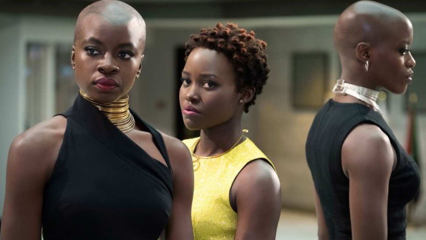 Danai Gurira Literally Throws Her Wig At A Bad Guy In The Black Panther Comic Con Footage Is 1920