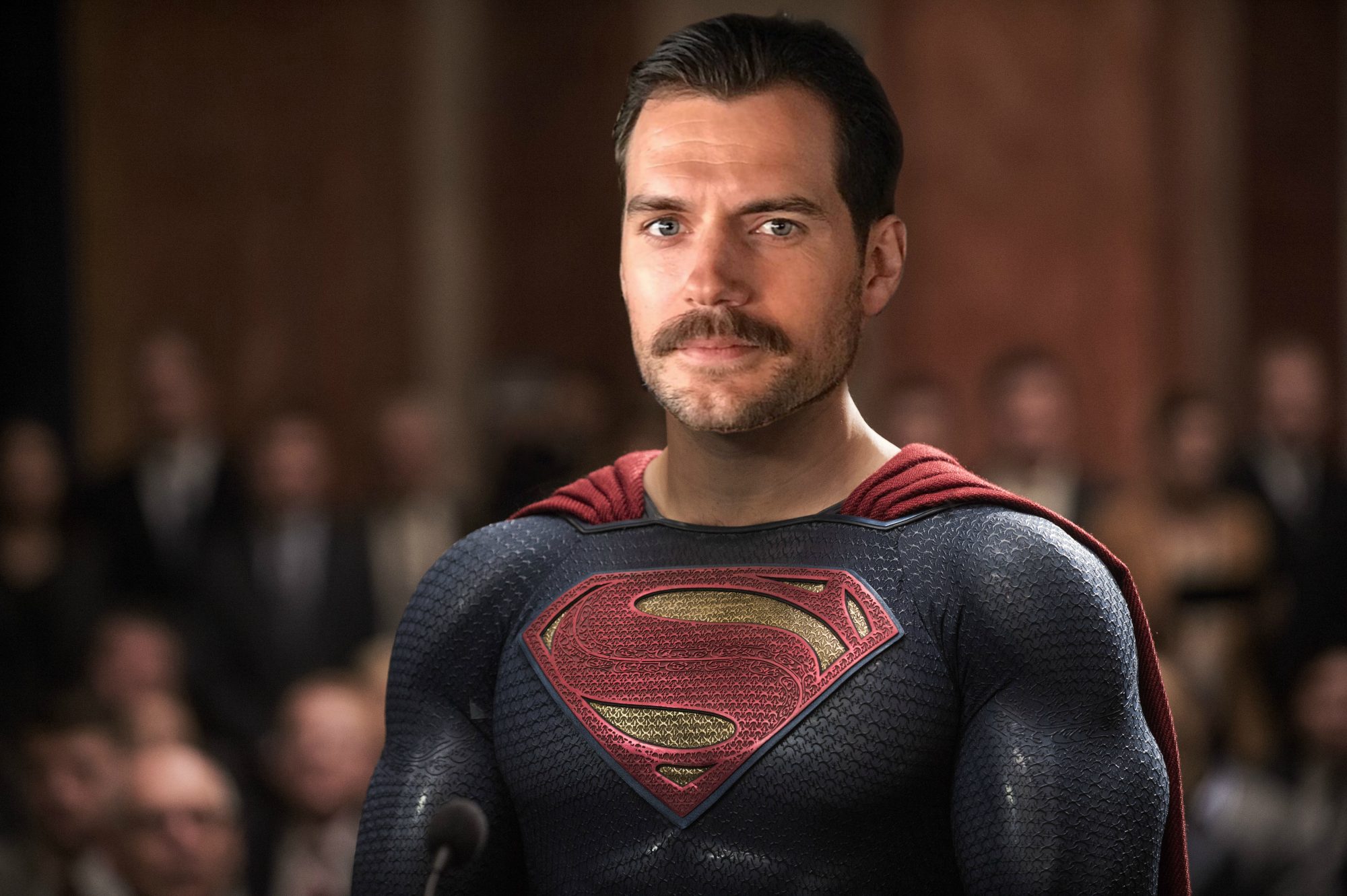 Henry Cavill's 'Stache Surfaces In Leaked JL Reshoot Photos