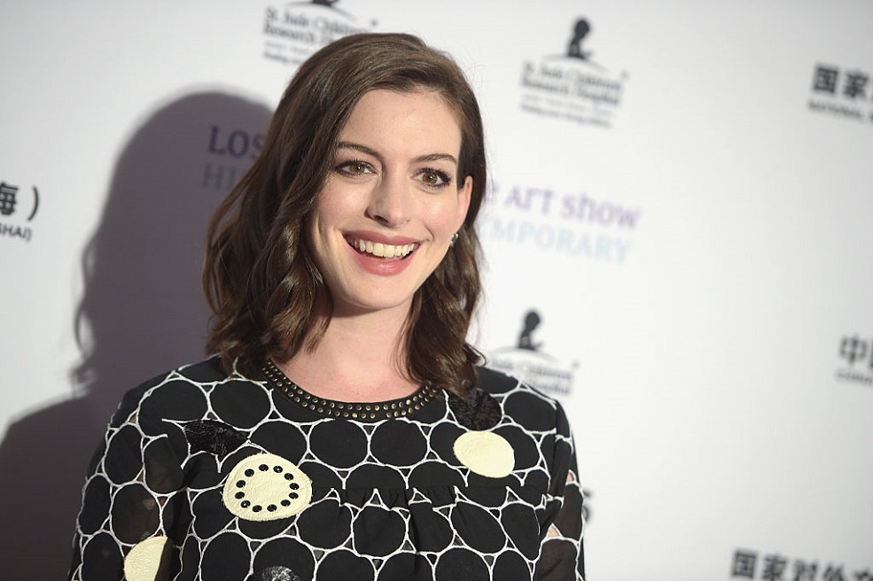 Anne hathaway best sale amy schumer movie