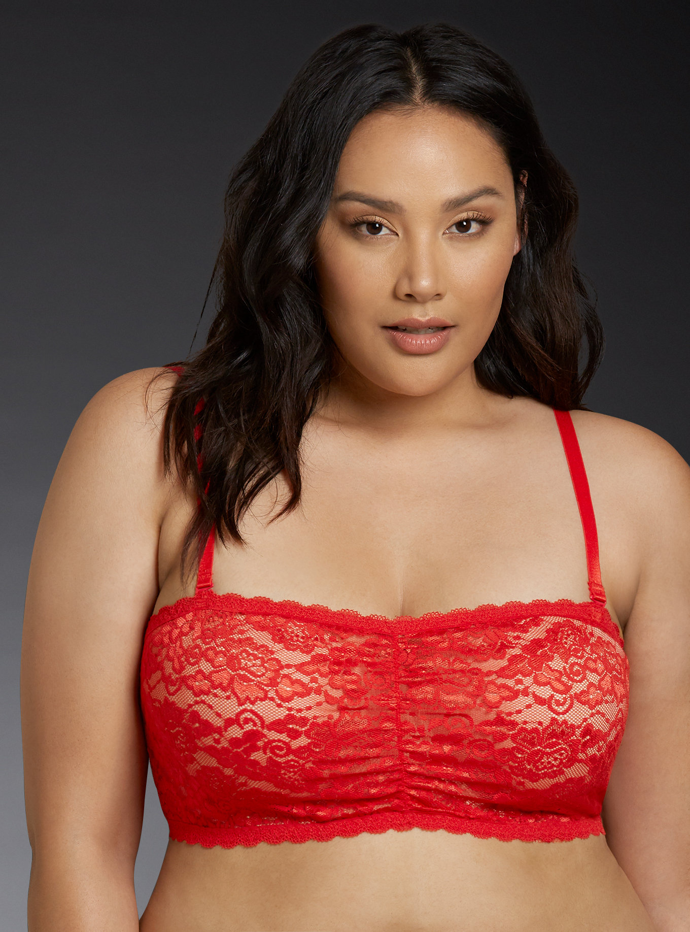 Strapless bras for big boobs exist, and we're adding these 13 to our  lingerie drawer