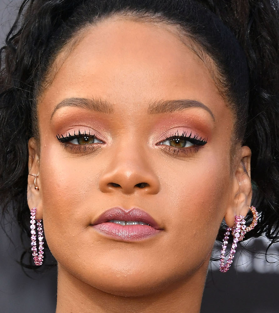 Mark your calendars: Rihanna's coveted Fenty Beauty line launches