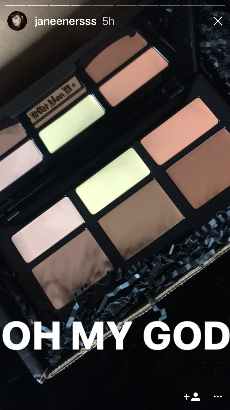 Here's a closer look at Kat Von D's long-awaited Shade and Light Crème Contour palette -