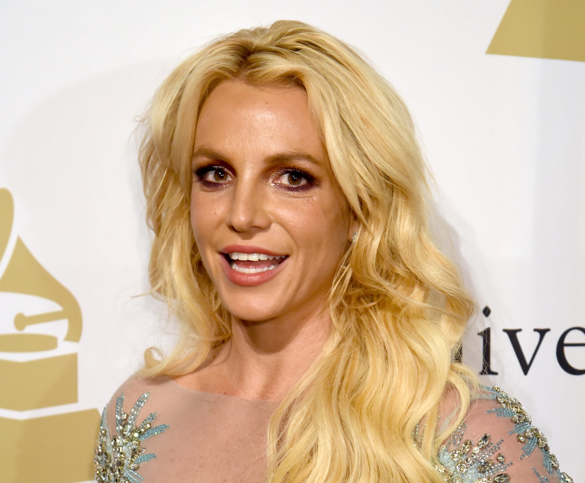 Britney Spears was almost attacked by a fan who rushed the stage ...