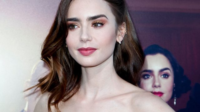 lily-collins-eyebrows