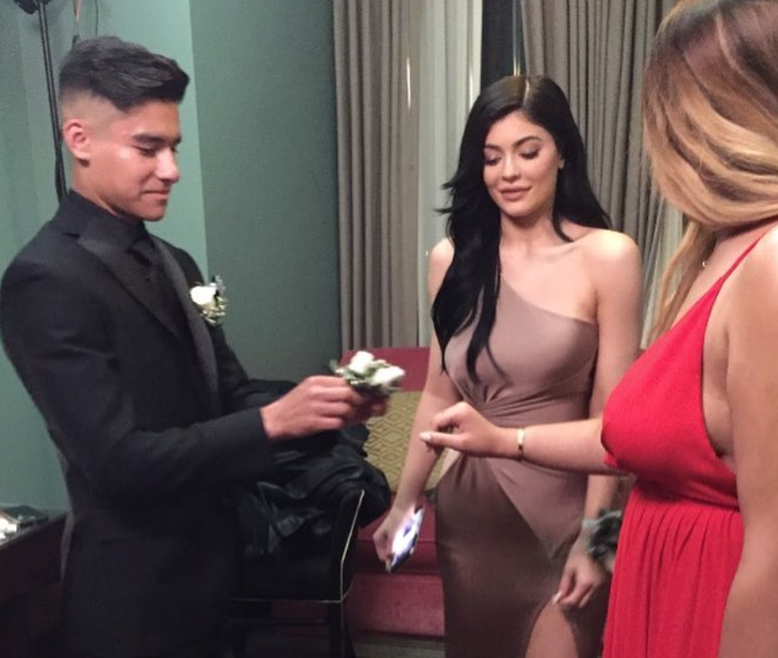 Kylie Jenners Prom Date Really Wishes She Would Call Him