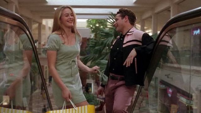 Clueless shopping mall