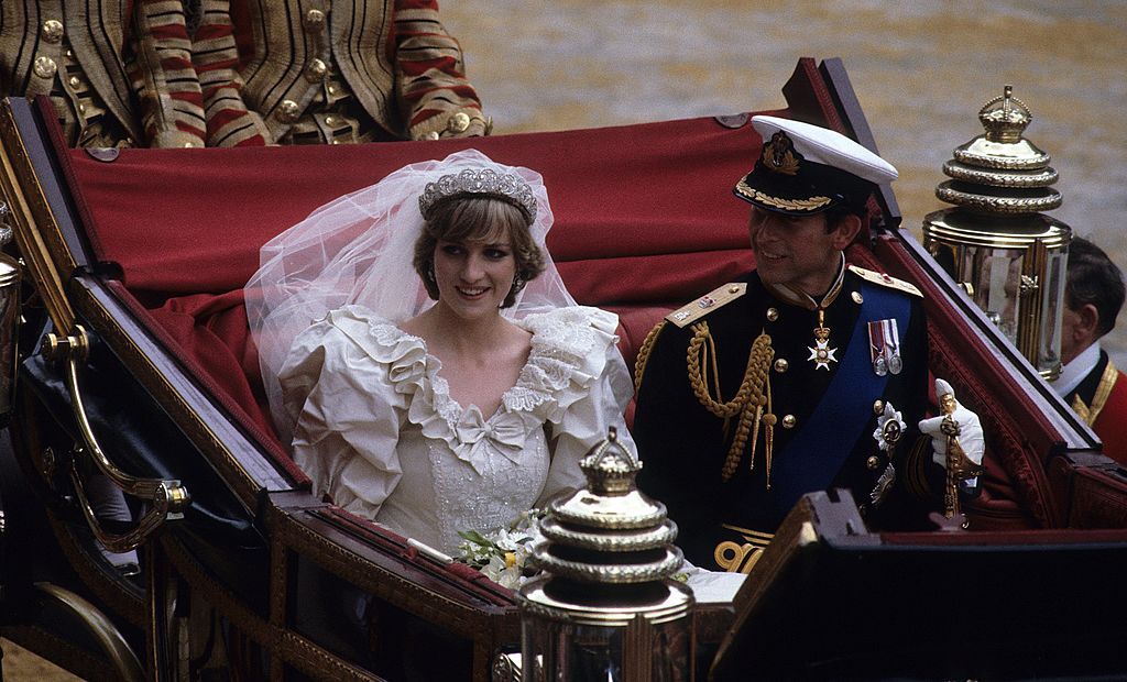 This man has kept a piece of Princess Diana’s wedding cake for 36 years ...