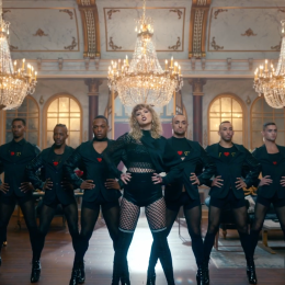 Taylor Swift "Look What You Made Me Do"