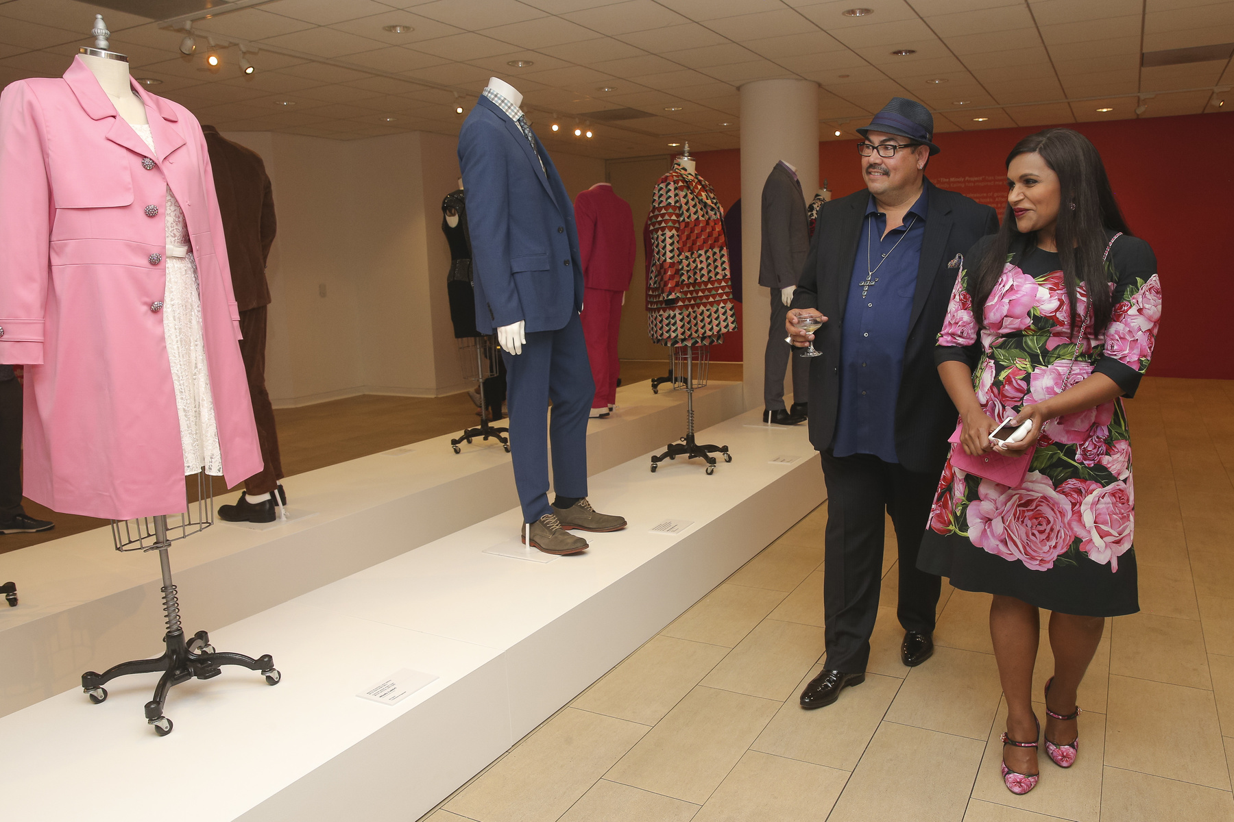 The Mindy Project Costume Designer Salvador Perez on Dr. Lahiri's Look and  Mindy Kaling's Borrowing Habits From the Fashion Closet