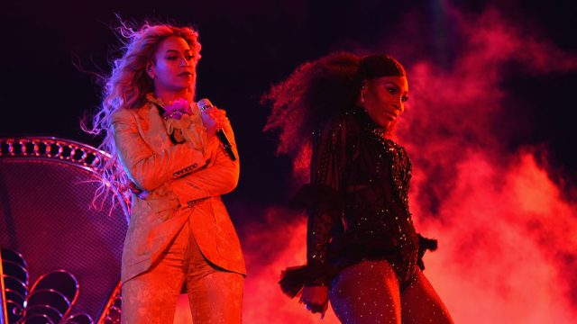 EAST RUTHERFORD, NJ - OCTOBER 07: Entertainer Beyonce and tennis player Serena Williams perform on stage during closing night of "The Formation World Tour" at MetLife Stadium on October 7, 2016 in East Rutherford, New Jersey. (Photo by Larry Busacca/PW/WireImage)
