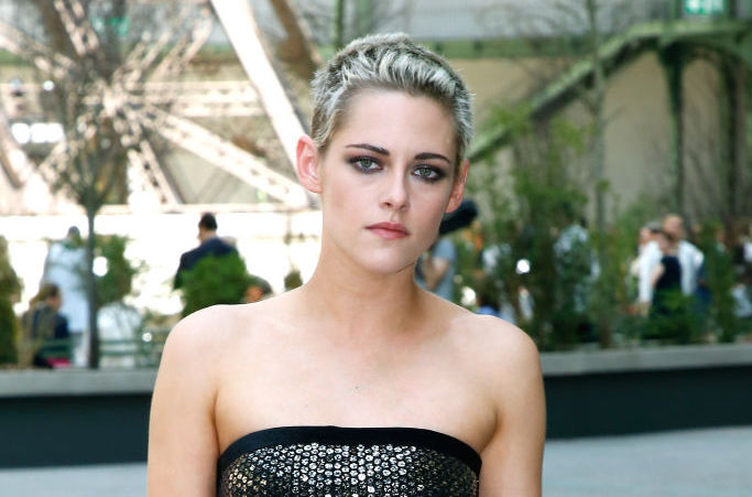 Kristen Stewart's Bra And Blazer Look Takes Business Casual To A New ...