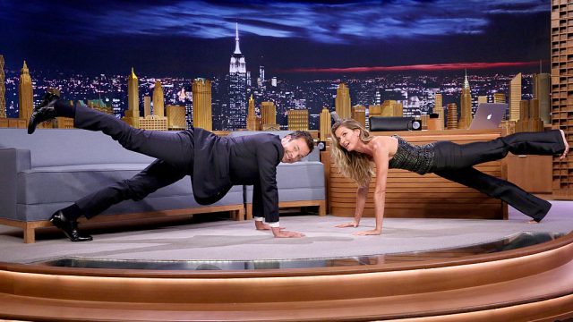 THE TONIGHT SHOW STARRING JIMMY FALLON -- Episode 0117 -- Pictured: (l-r) Host Jimmy Fallon and supermodel Gisele Bündchen practice yoga on September 4, 2014 -- (Photo by: Douglas Gorenstein/NBC/NBCU Photo Bank via Getty Images)