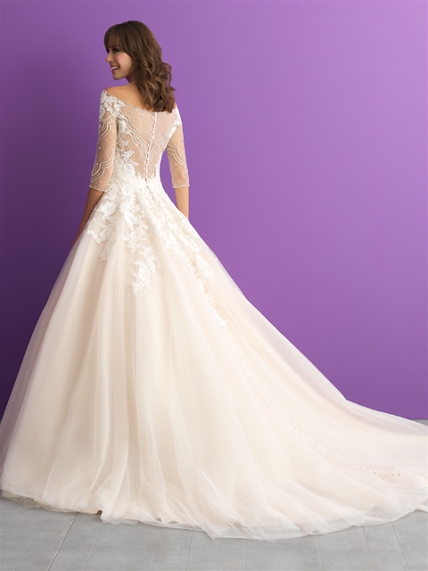 Wedding dress in fifty hotsell shades freed