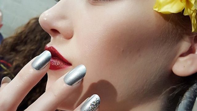 nails2