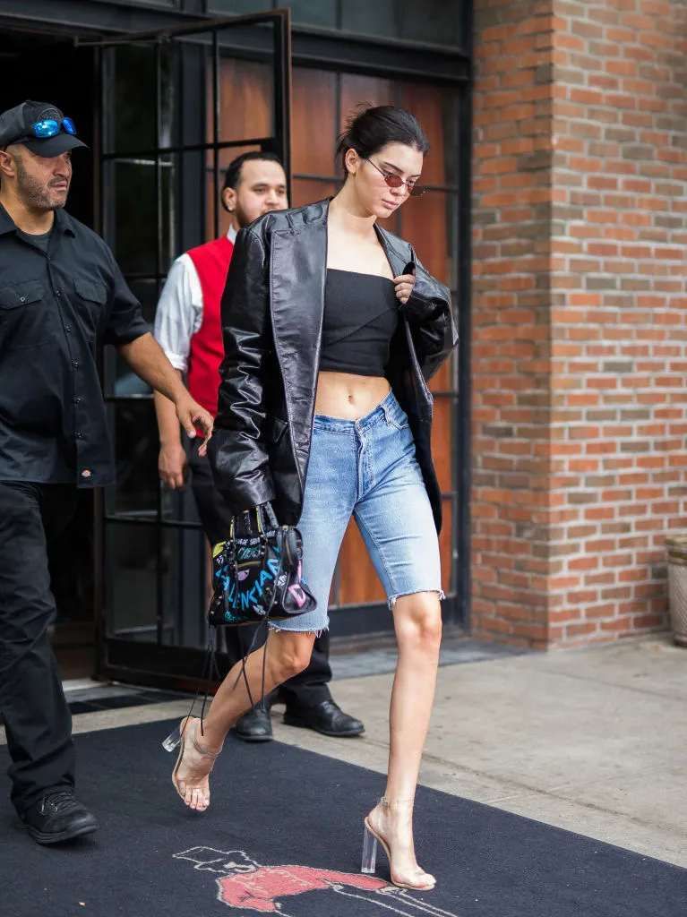 Kim Kardashian and Kendall Jenner's denim shorts are perfect for fall, and  you can totally DIY them - HelloGigglesHelloGiggles