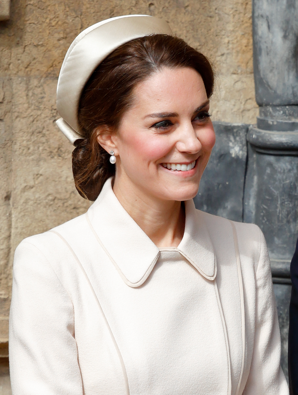 kate middleton white fascinator