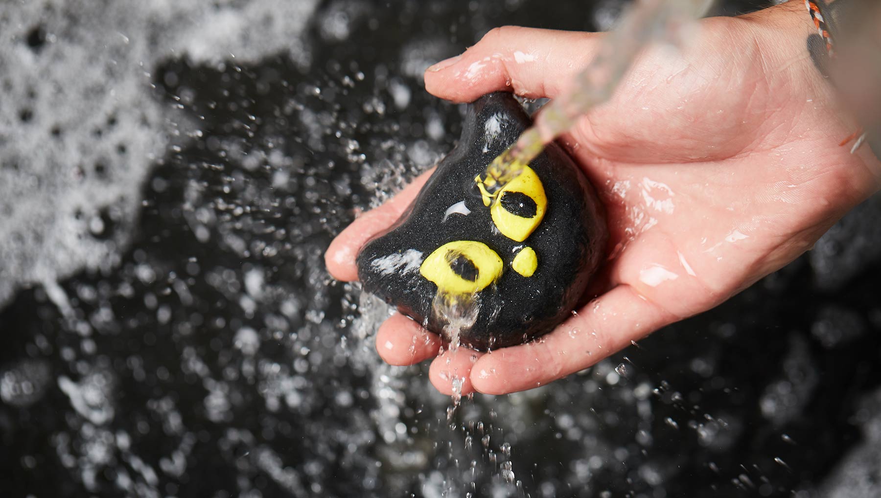 cat shaped bath bomb