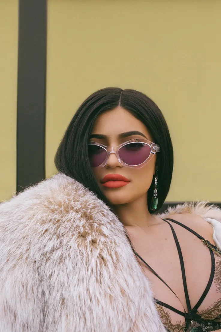 Kylie Jenner Metallic Lips + Matching Sunglasses for SS16 – Fashion &  Lifestyle Magazine