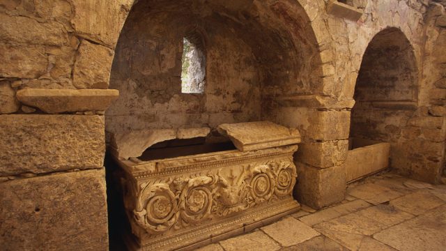 Image of St. Nicholas' tomb
