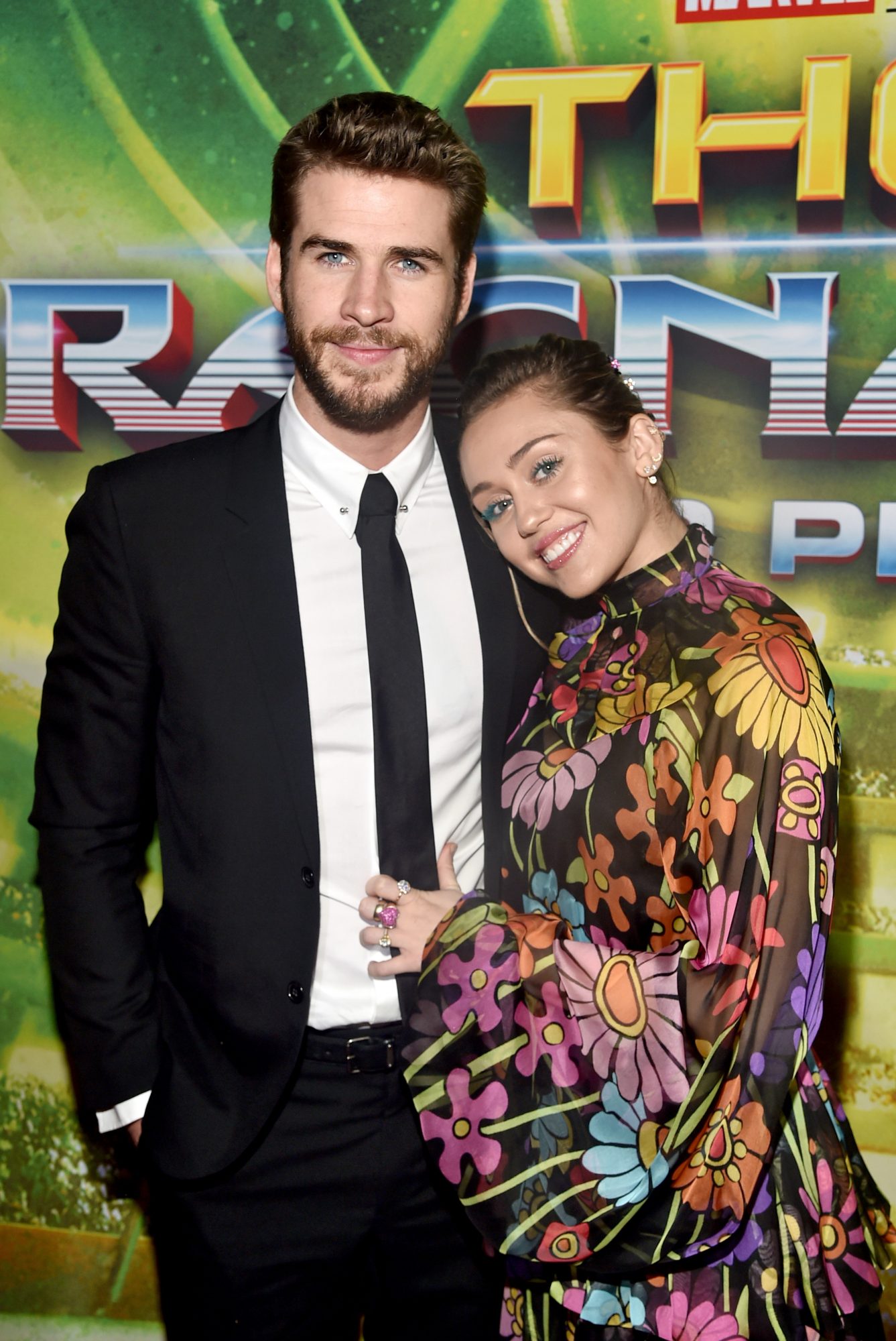liam-hemsworth-miley-cyrus-two.jpg