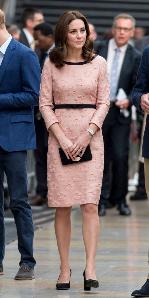 Kate Middleton's half-curled hairstyle is the lazy girl look for fall ...