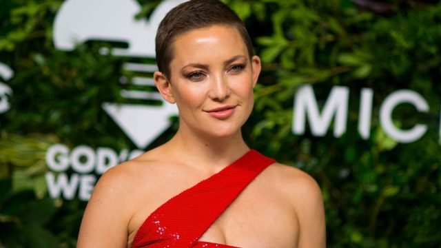 kate-hudson-red