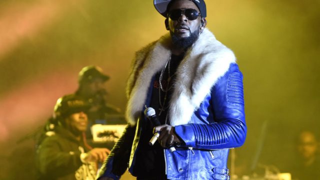 R. Kelly performs in 2017