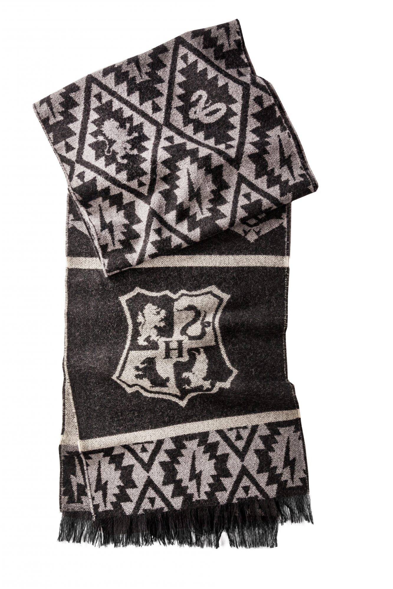 Harry-Potter-Scarf-BandW.jpg