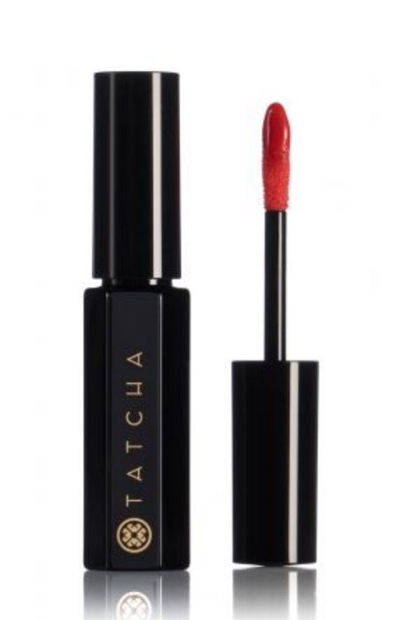 8 Red Lipstick Shades Every Lipstick Lover HAS TO Own – Faces Canada