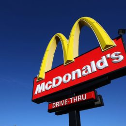 Picture of McDonald's Sign