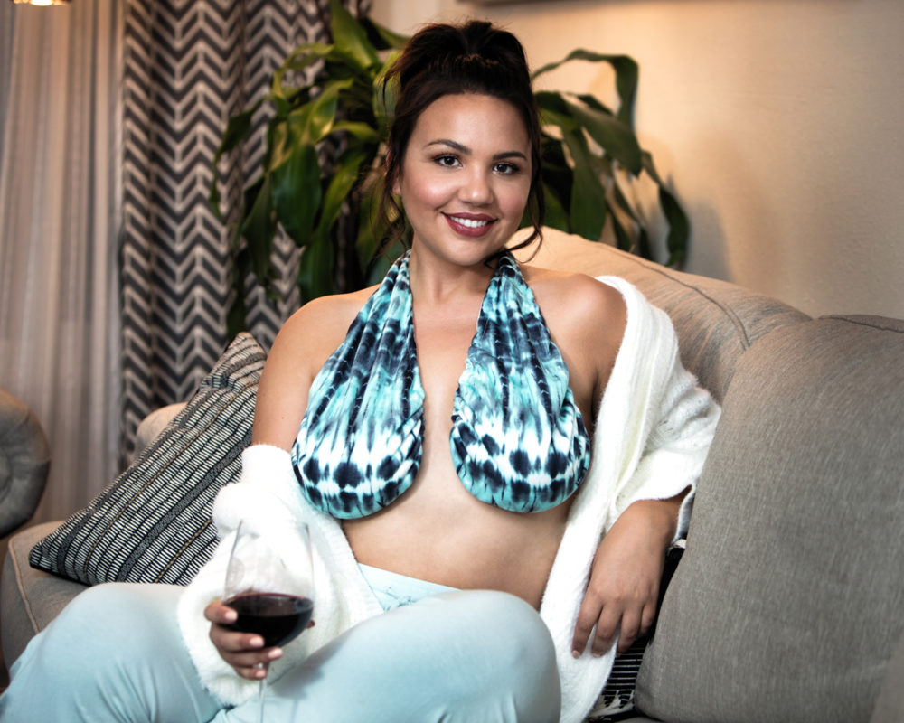 We Found Boob Towels On  From $9–Trust Us, You Need These For Summer  - SHEfinds