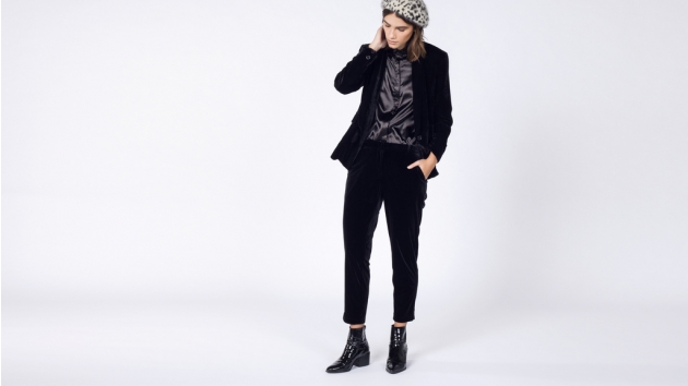 18 gender-neutral outfit ideas to wear to your holiday office